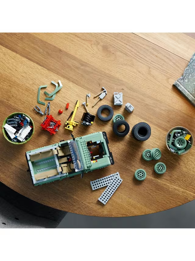 LEGO Icons 10317 Land Rover Classic Defender 90