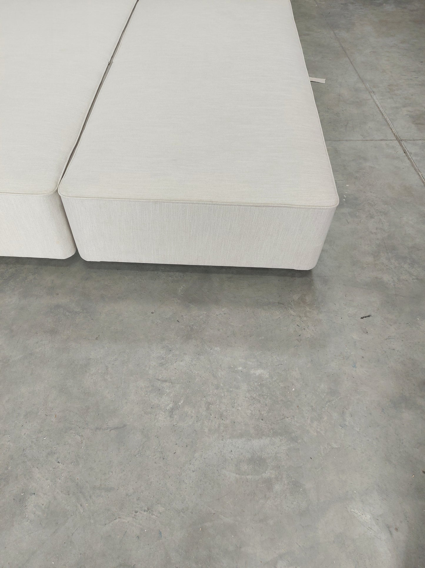 John Lewis Pocket Sprung Upholstered 4 Drawer Divan Base, Super King Size, Cotton Effect Beige