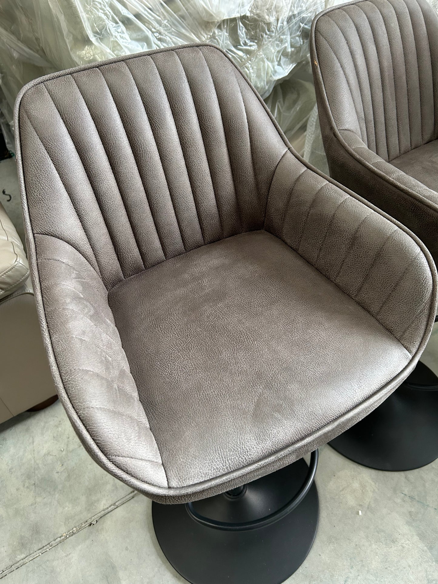 Brooks II Gas Lift Adjustable Bar Stool, Set of 2, Mocha