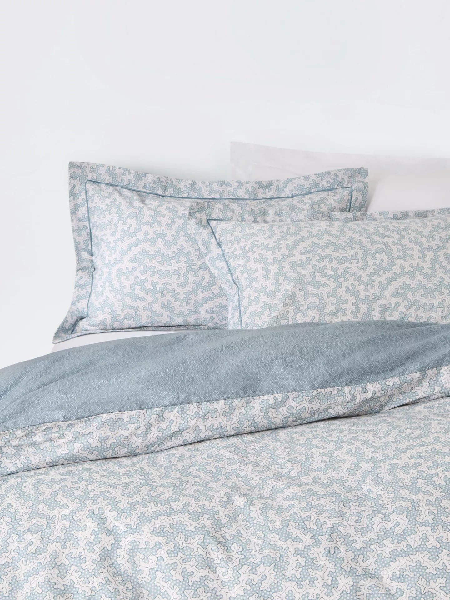John Lewis x Sanderson Truffle Super King Duvet Cover Set, Blue