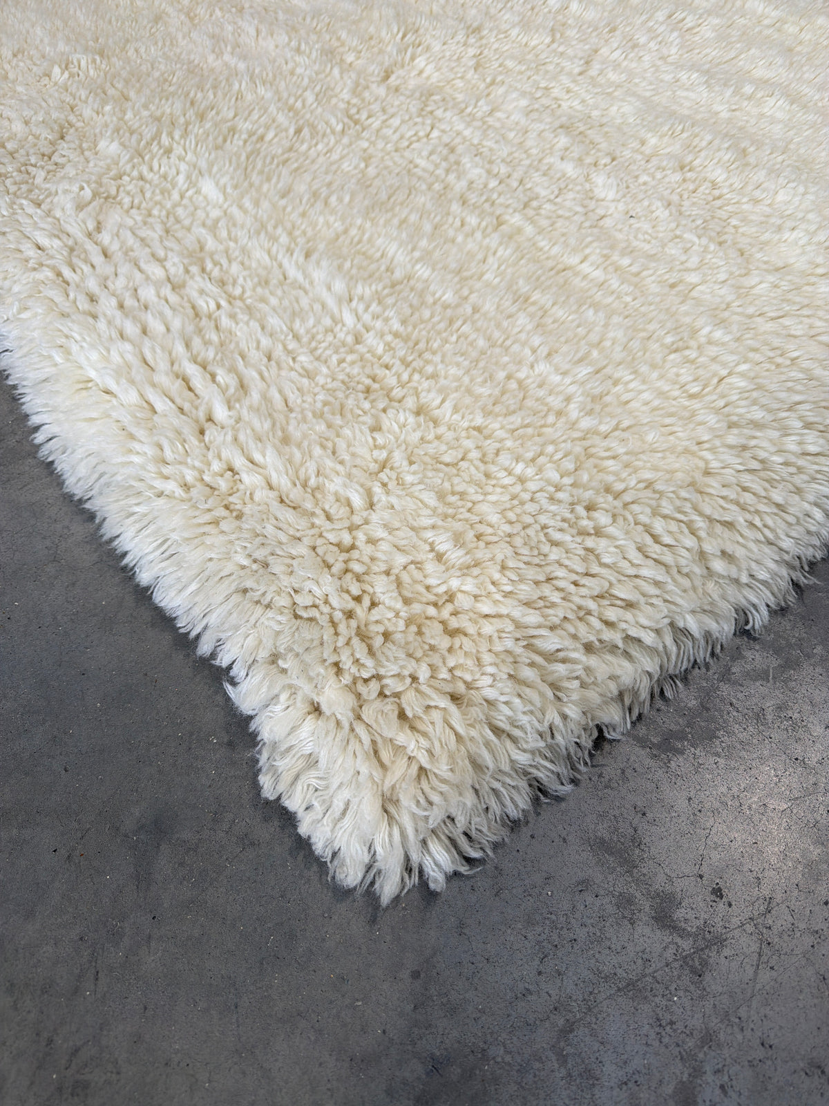 John Lewis Shaggy Pure Wool Rug, Natural, L240 x W170cm