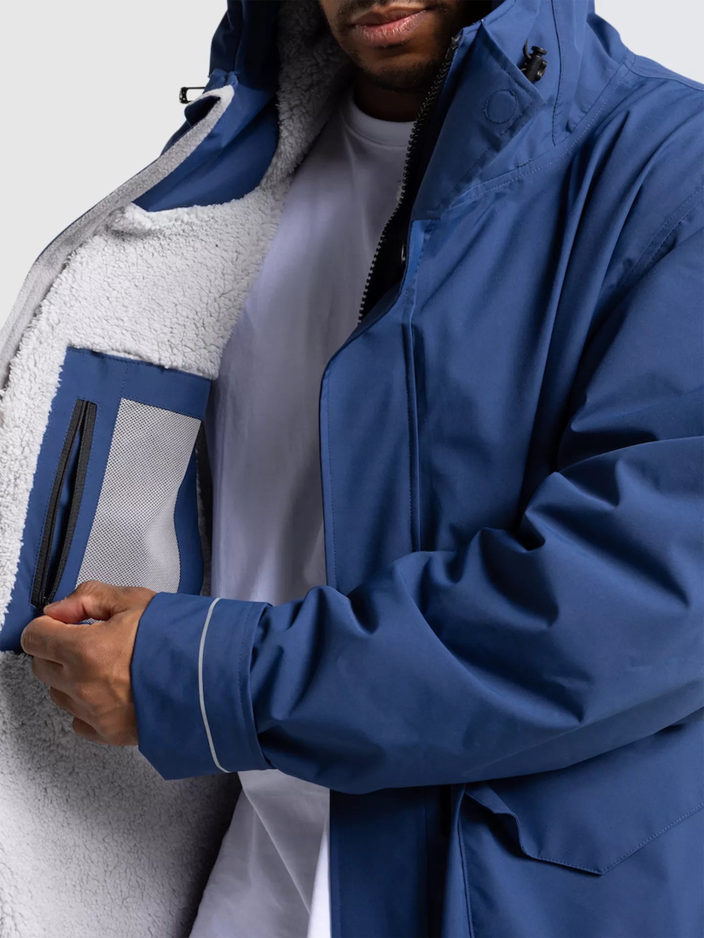 Red Unisex EVO Pro Slimline Waterproof Changing Robe Parka Jacket, Admiral Blue Medium