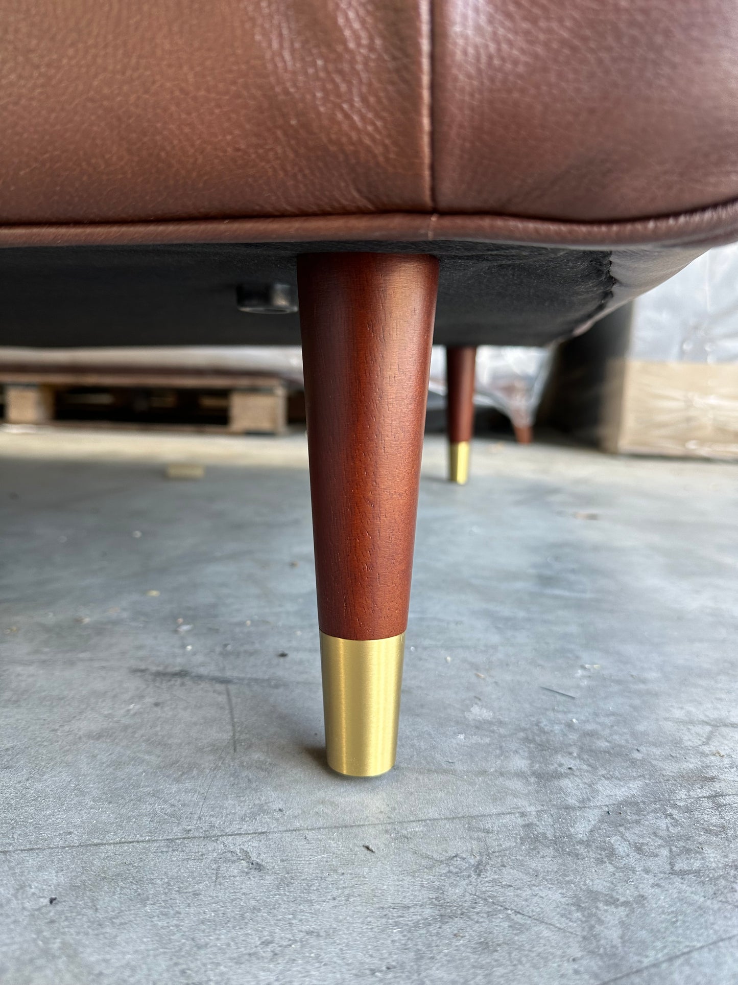 At The Helm Leather Sofa Grace Grand 4 Seater Grand Coco