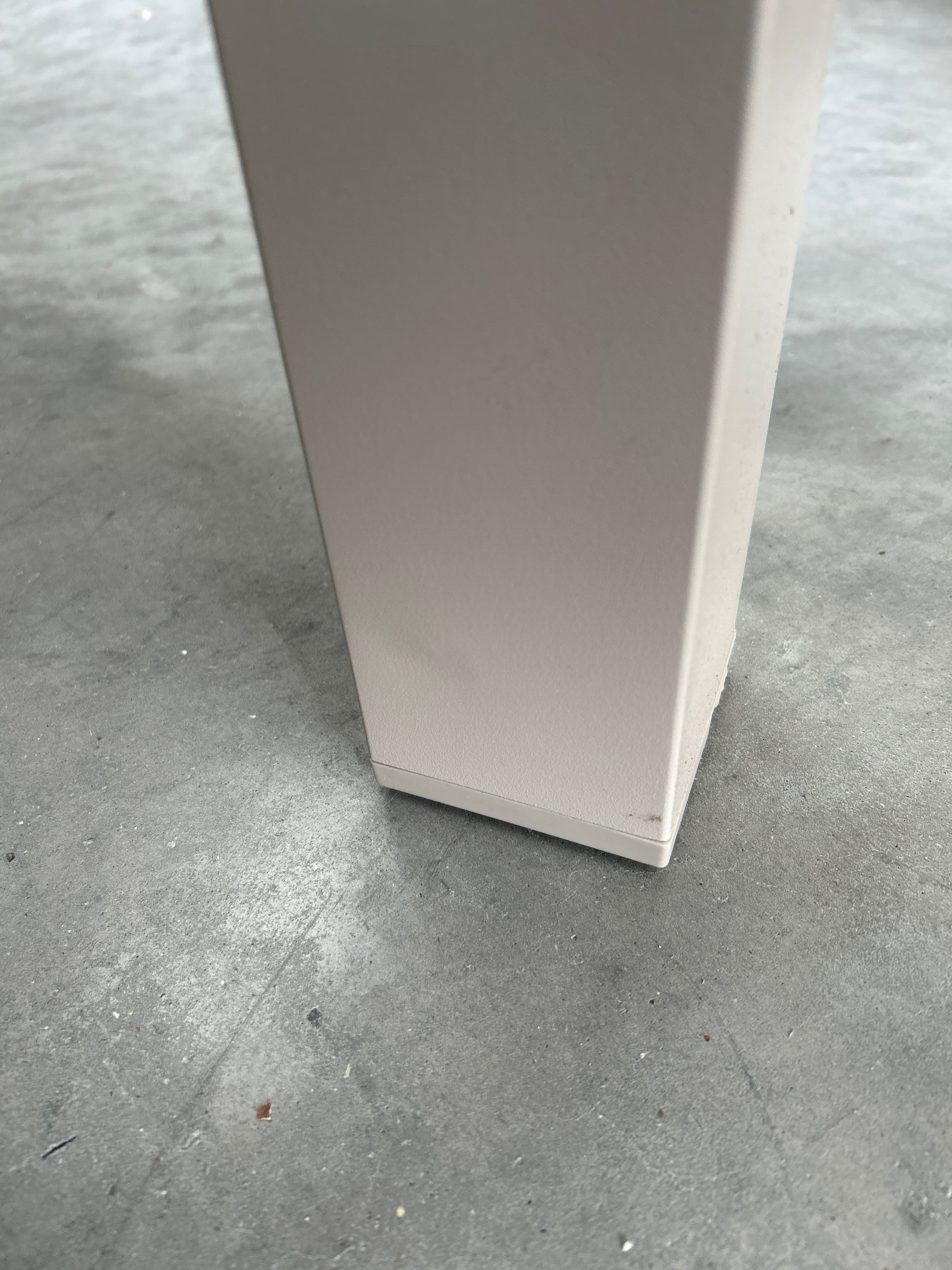 Platform 4 seat dining Taupe