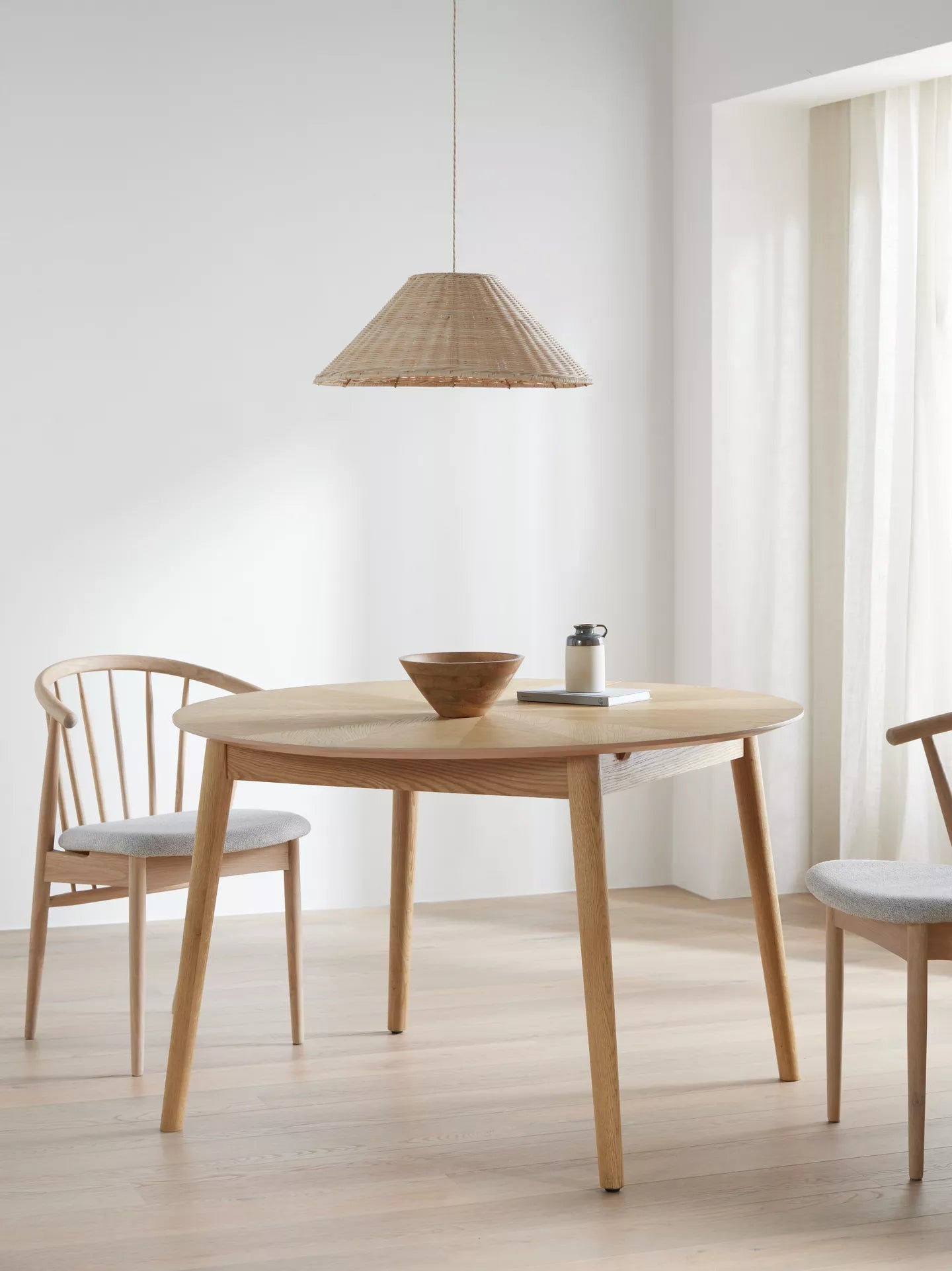 John Lewis Notch Round 4-6 Seater Extending Dining Table, Oak