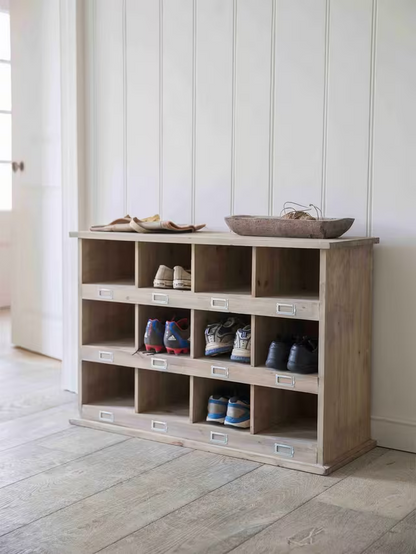 Garden Trading Chedworth Wood 12 Shoe Locker Rack, Natural