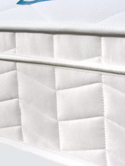 Sleepeezee Cool Rest 2500 Pocket Spring Mattress, Firm Tension King Size