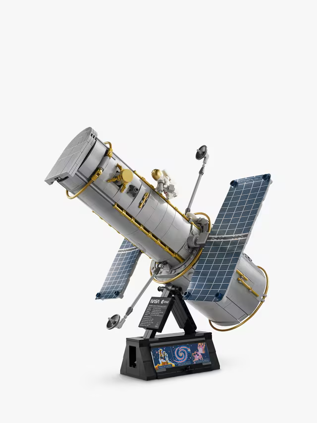 LEGO Icons 11382 Hubble Space Telescope