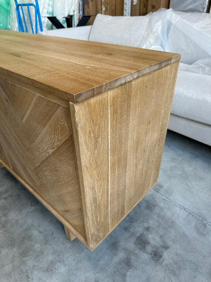 Estate sideboard oak