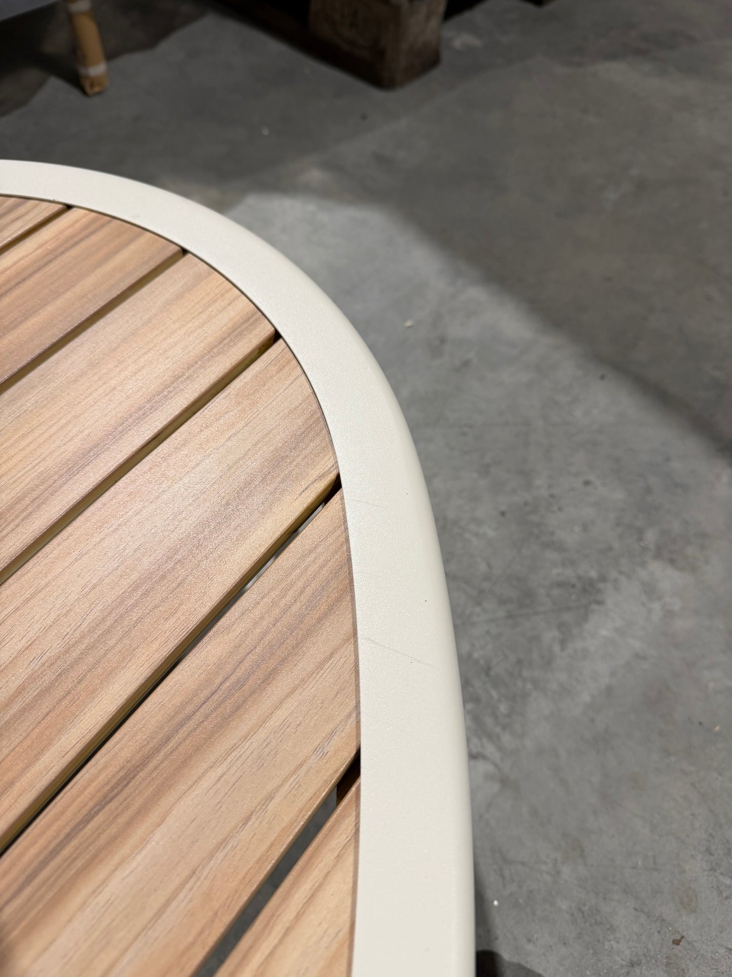 John Lewis Lozenge 4-Seater Modular Curved Garden Sofa & Coffee Table Set Cream