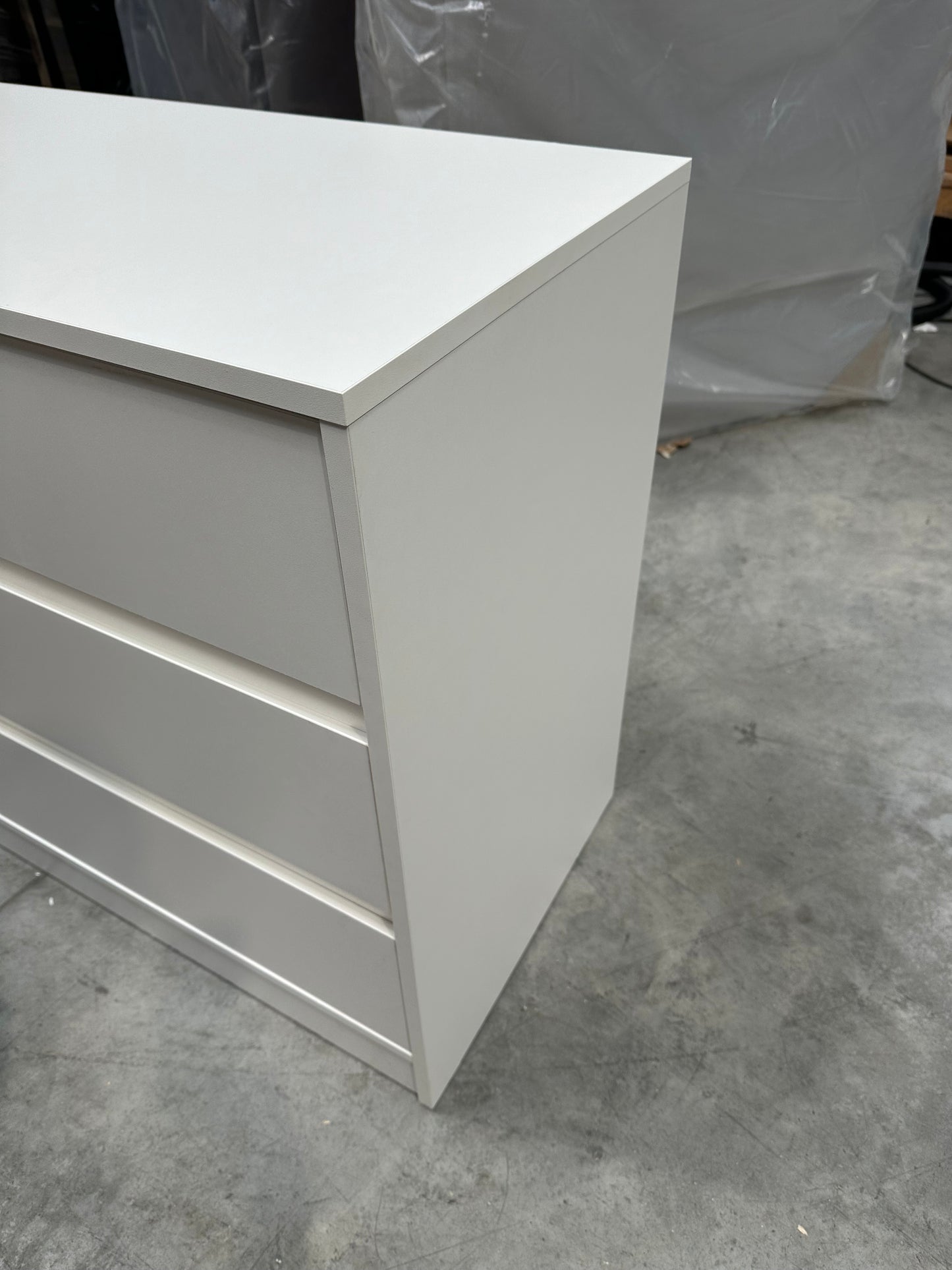 Wilton 3 drawer chest  W