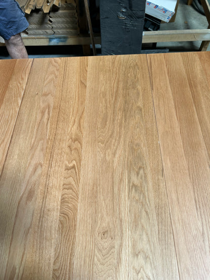 John Lewis Poise 6-10 Seater John Lewis Poise 6-10 Seater Extending Dining Table, Oak