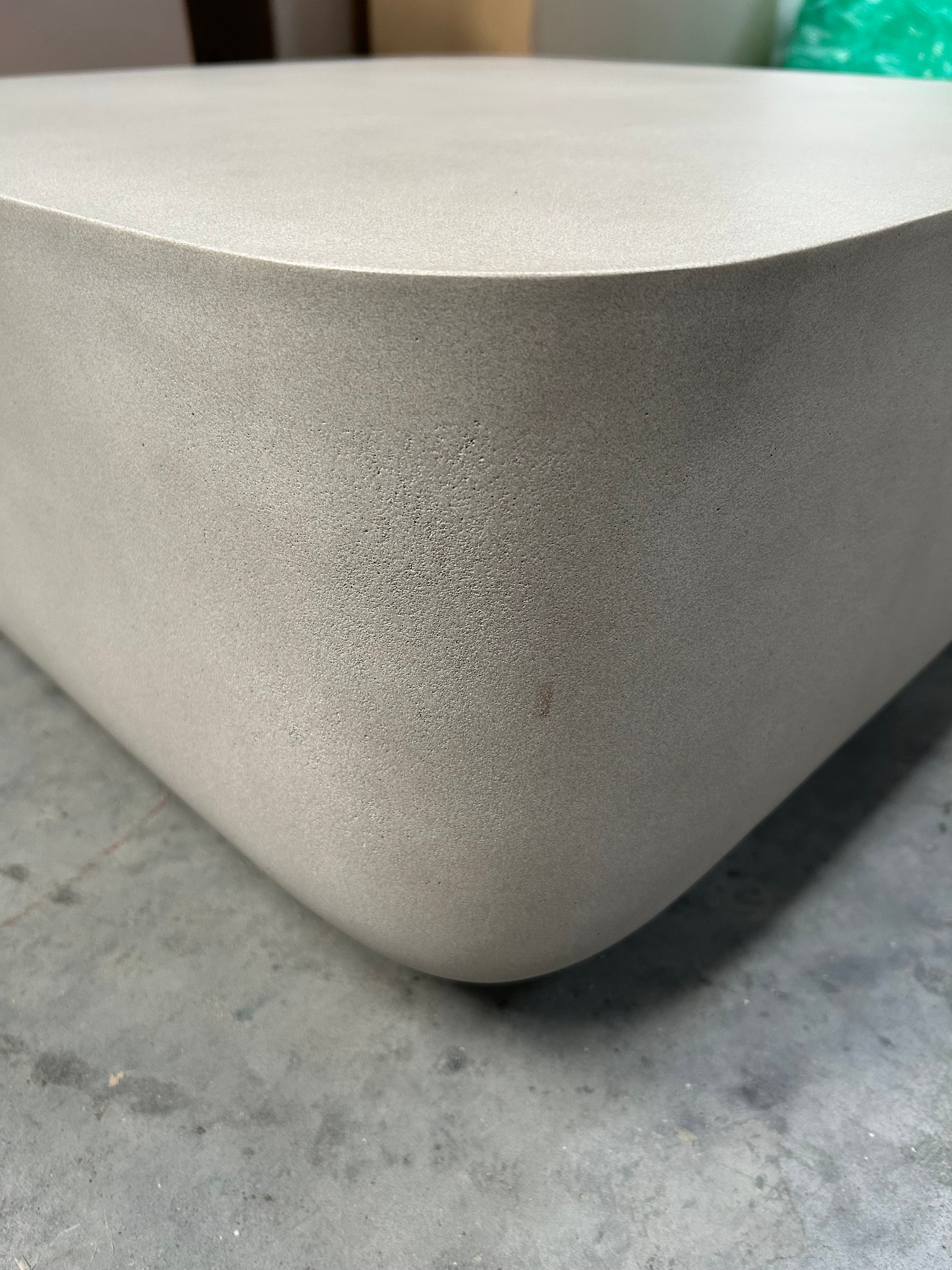 Rozzano Coffee Tab - LIST