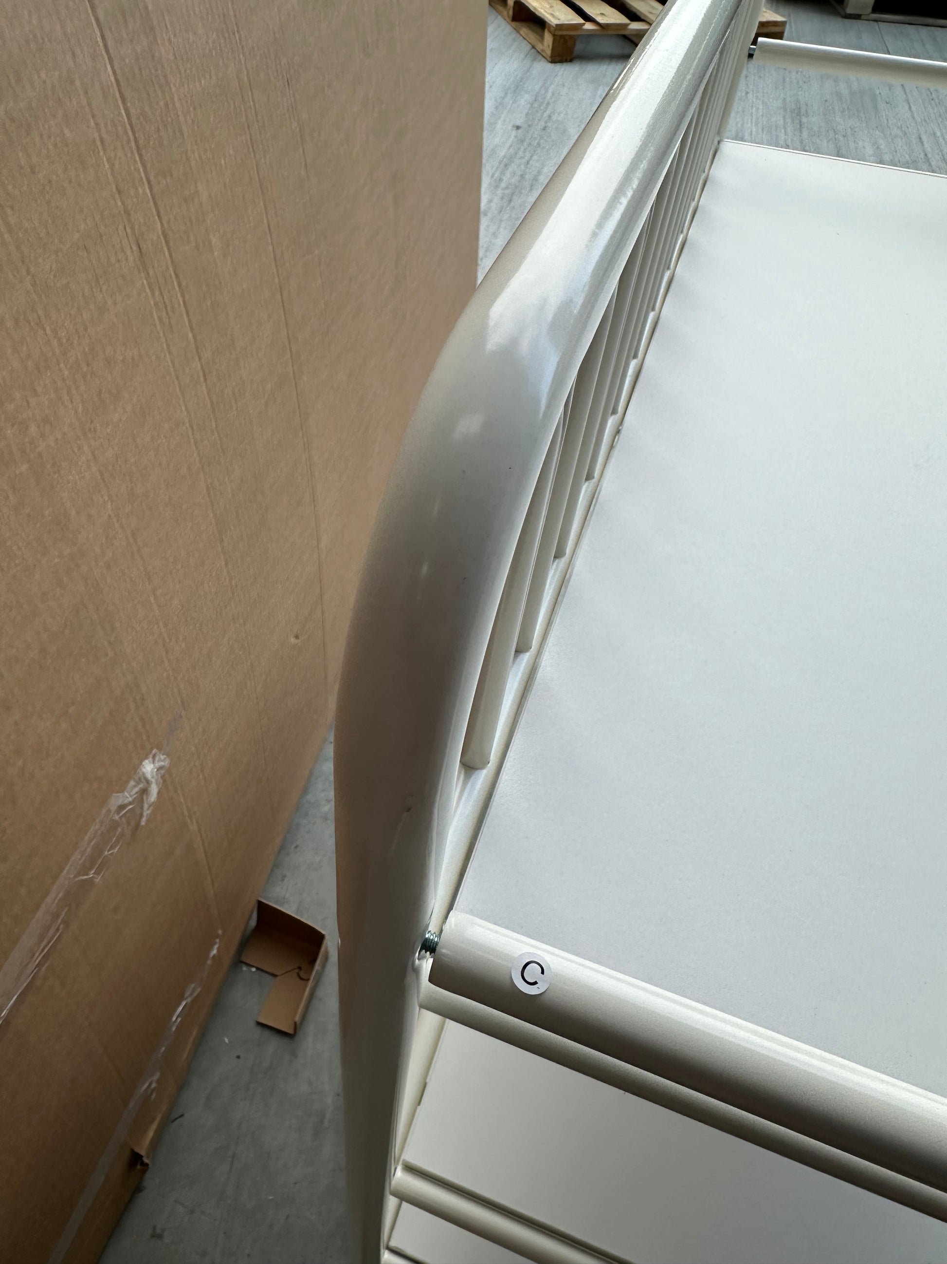 Little Seeds Monarch Hill Ivy Metal Changing Table, White