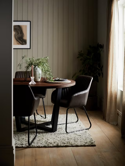 Calia 6 Seater Round Dining Table, Oak