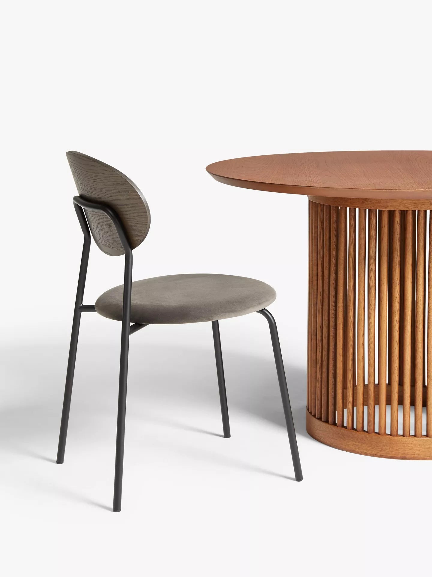 John Lewis Trestle 4 Seater Round Dining Table, Dark Oak