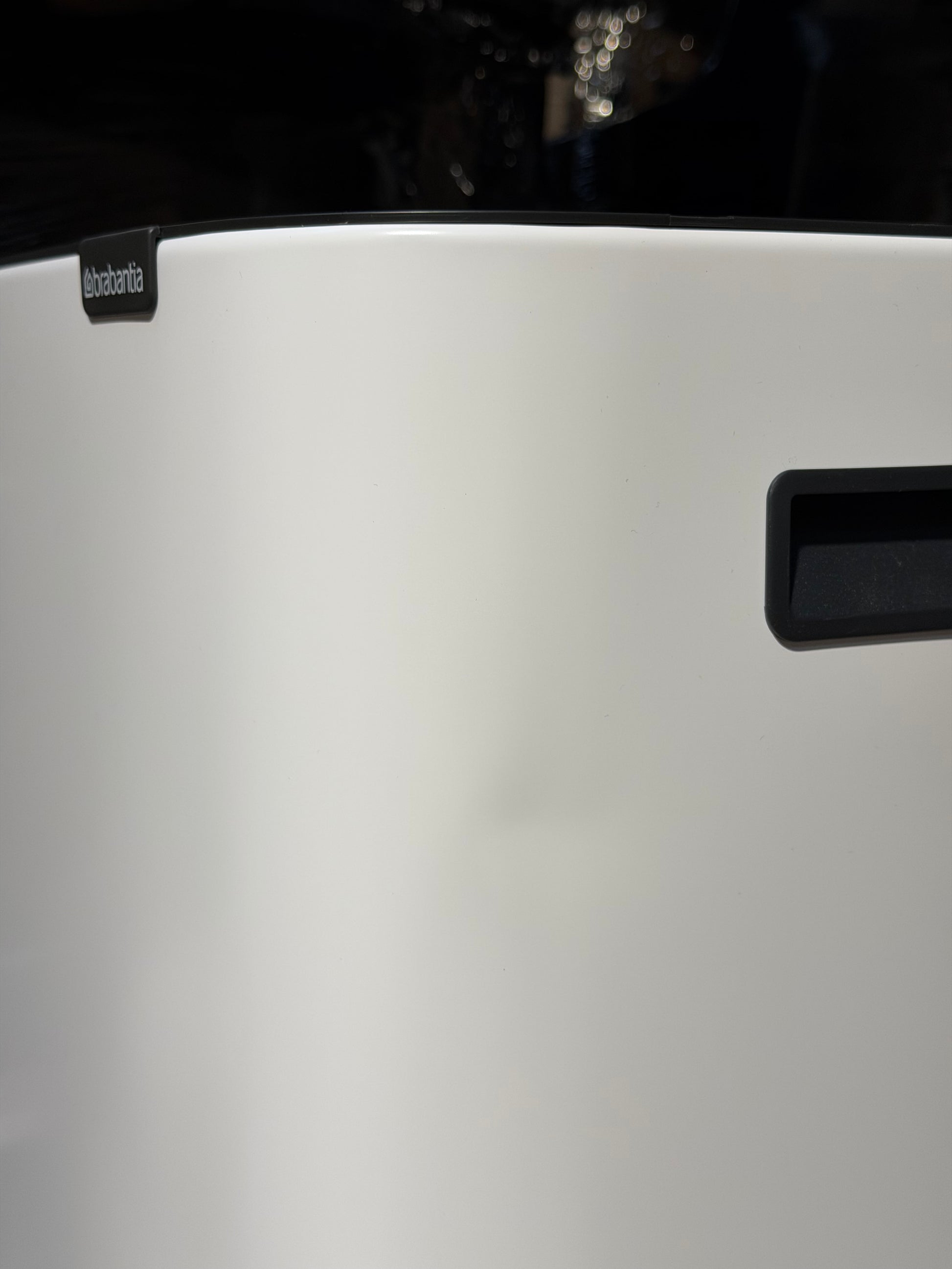 Brabantia Bo Touch Bin, White, 60L