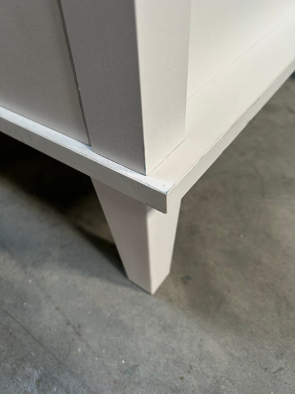 Little Seeds Monarch Hill Poppy 3 Drawer Changing Table, White