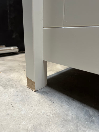 Julian Bowen Maine Triple Wardrobe with 2 Drawers Cream