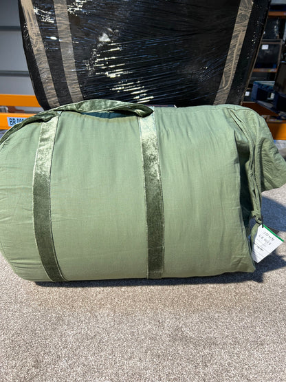 John Lewis Boutique Hotel Velvet Stitch Quilted Bedspread, Green, L260 x W250cm