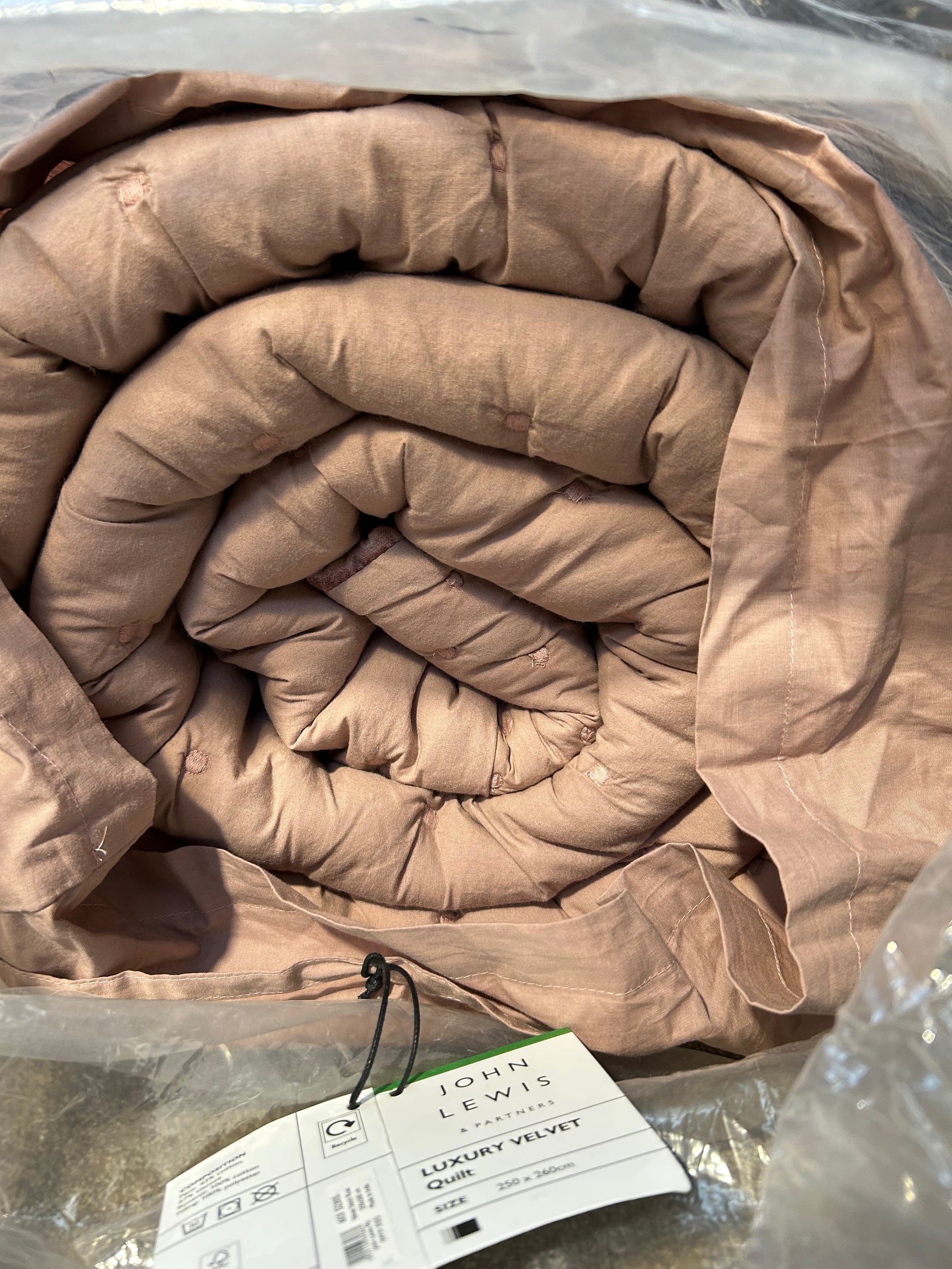 John Lewis Boutique Hotel Velvet Stitch Quilted Bedspread, Rosa, L260 x W250cm