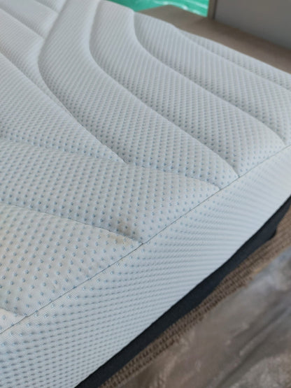 TEMPUR Pro® Plus CoolQuilt Memory Foam Mattress, Firm Tension, King Size