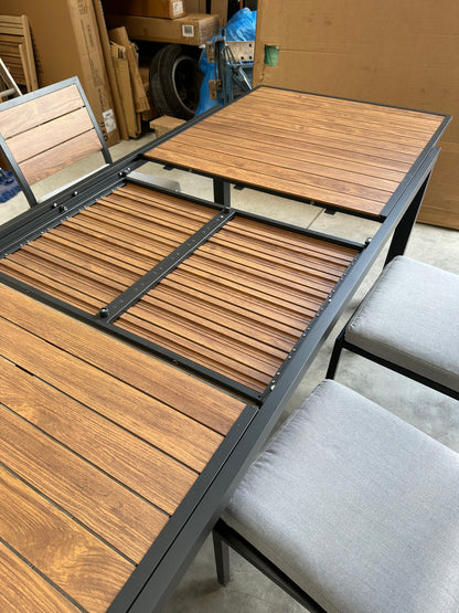 Platform extending table set
