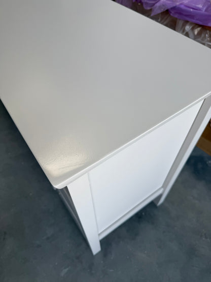 WILTON LINEN DRESSING TABLE