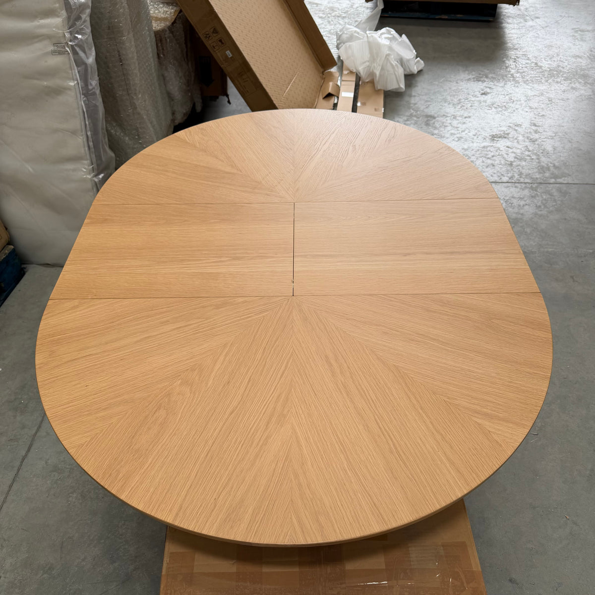 John Lewis Dining Table Round 4-6 Seater Notch