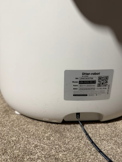 Litter-Robot 4 Smart Self-Cleaning Cat Litter Box, White