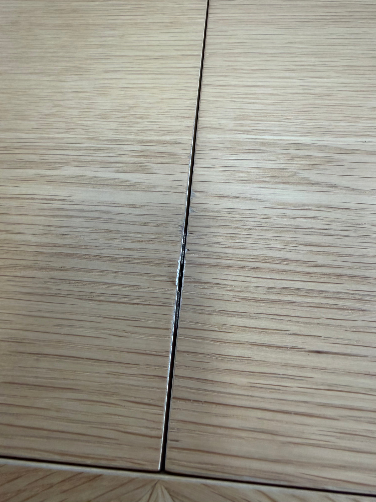 John Lewis Dining Table Round 4-6 Seater Notch