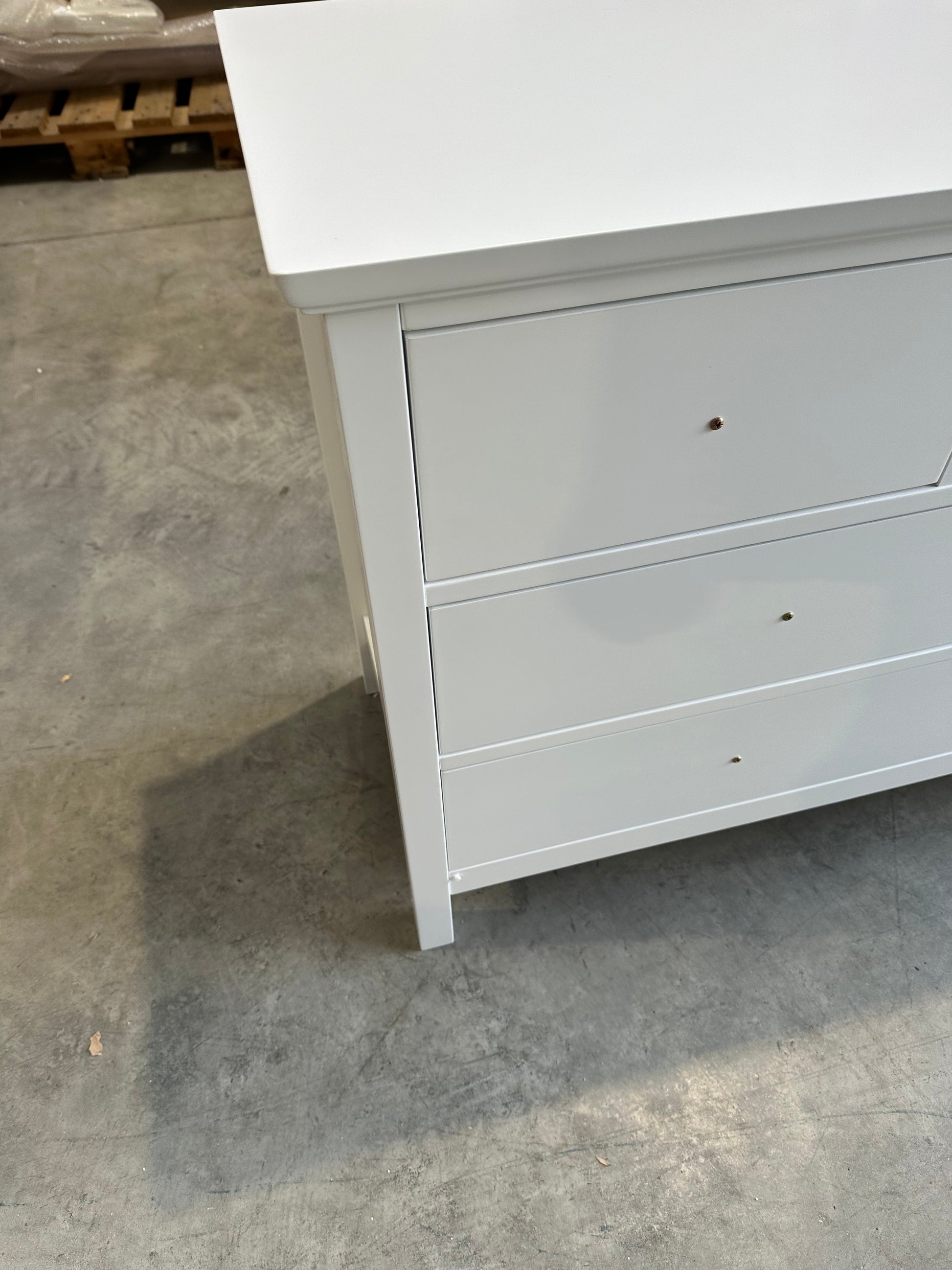 John Lewis Chest of Drawer White Wilton 7 Drawer Chest
