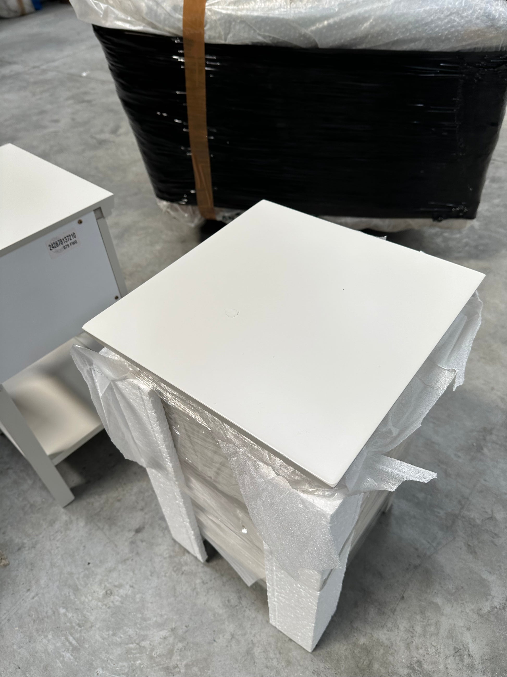 WILTON LINEN BEDSIDE PAIR