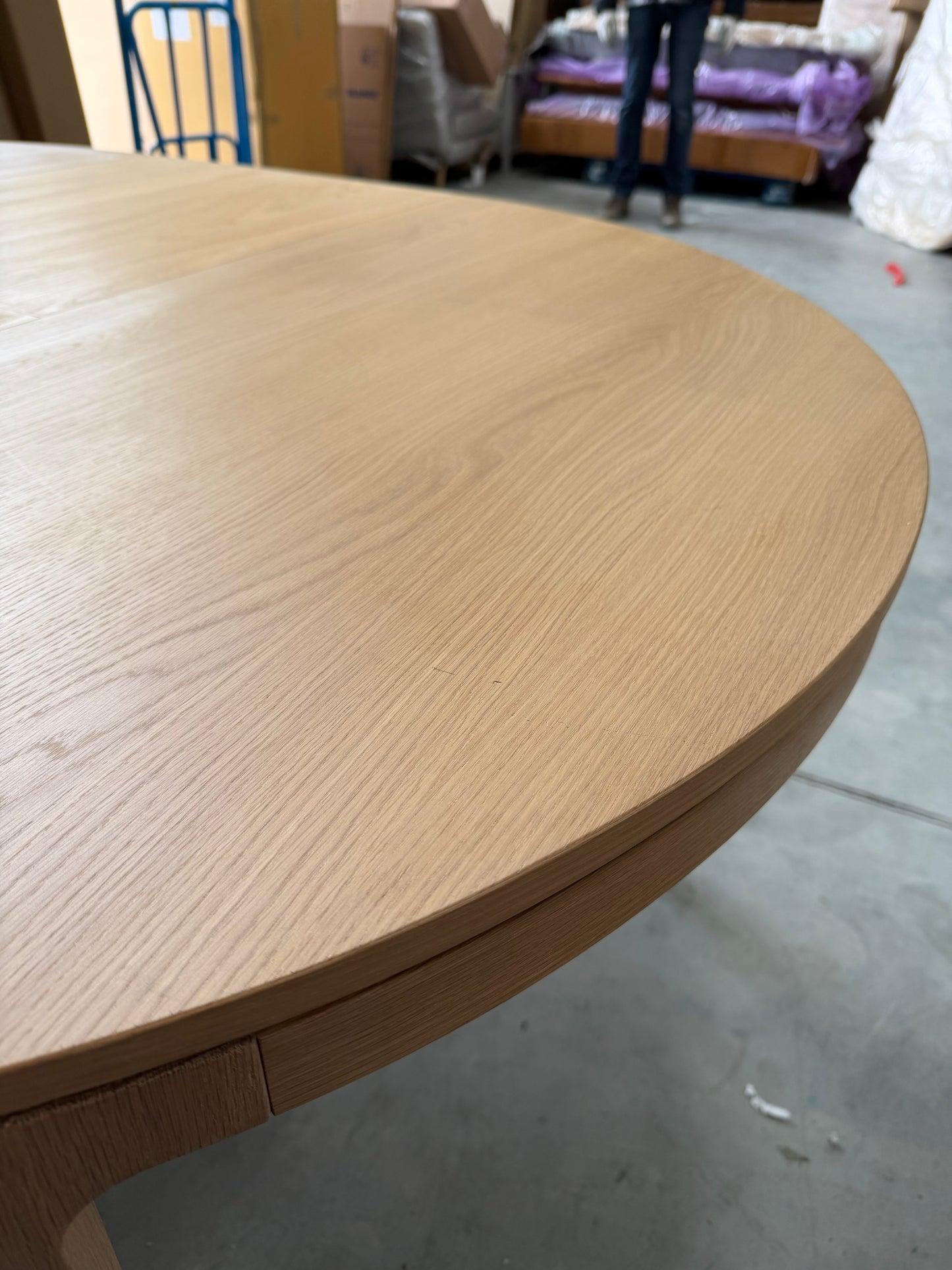 MIRA II RND TBLE EXT OAK