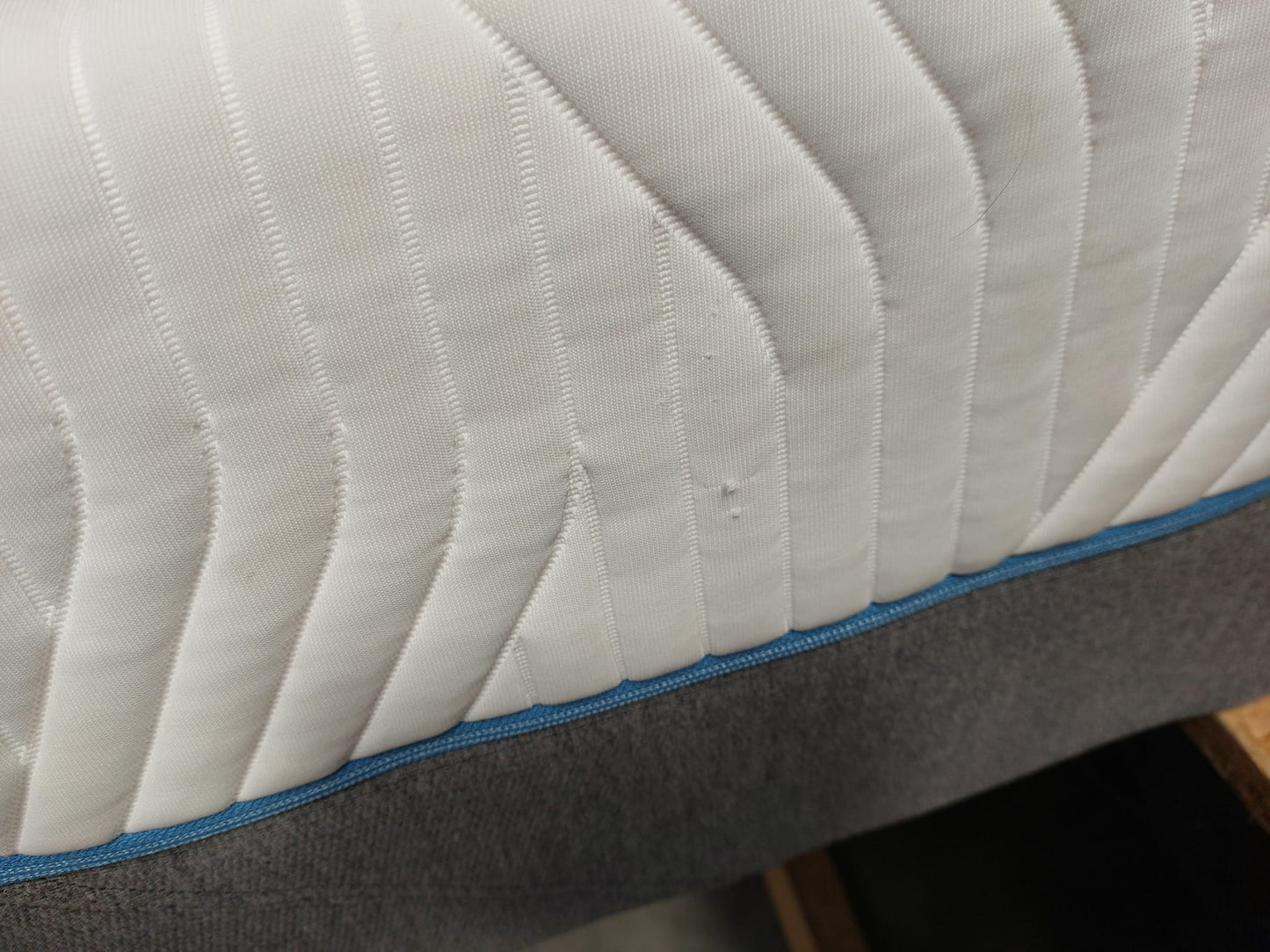 TEMPUR ® Cloud Luxe CoolTouch 180x200