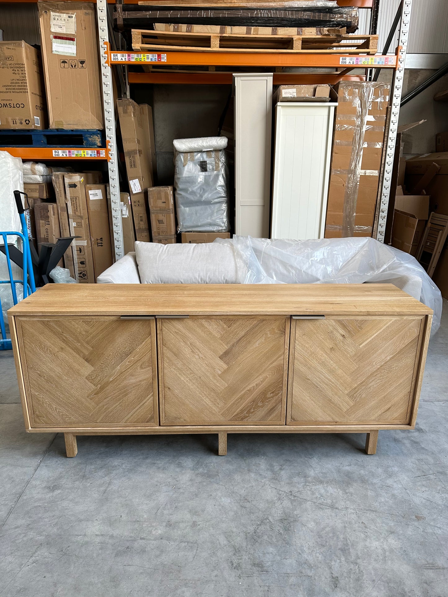 Estate sideboard oak