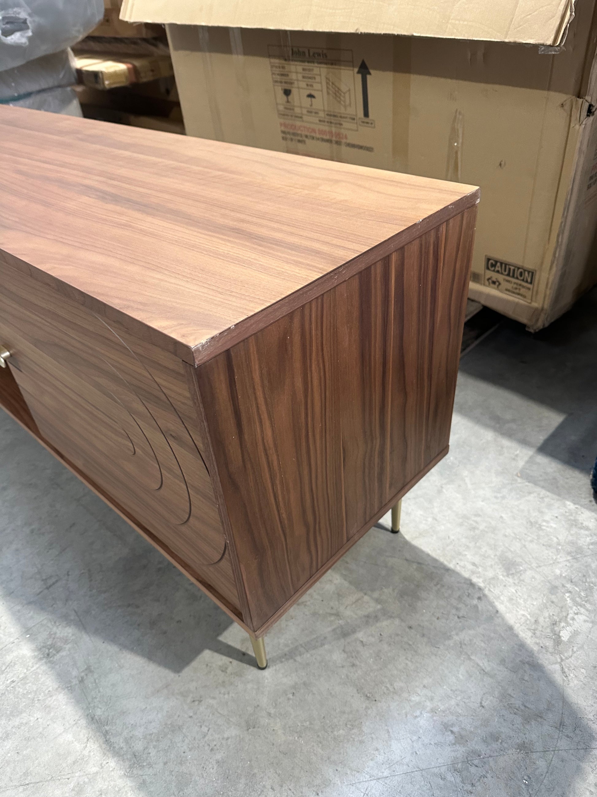 John Lewis Harvard Media Unit, Walnut