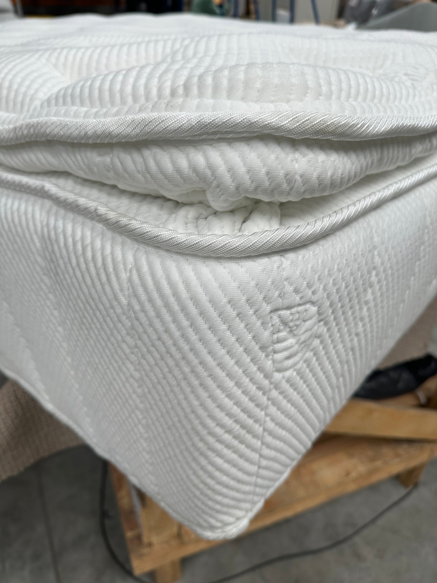 John Lewis Latex Cool Collection 2400 Pocket Spring Mattress, Medium/Firm Tension, Super King Size