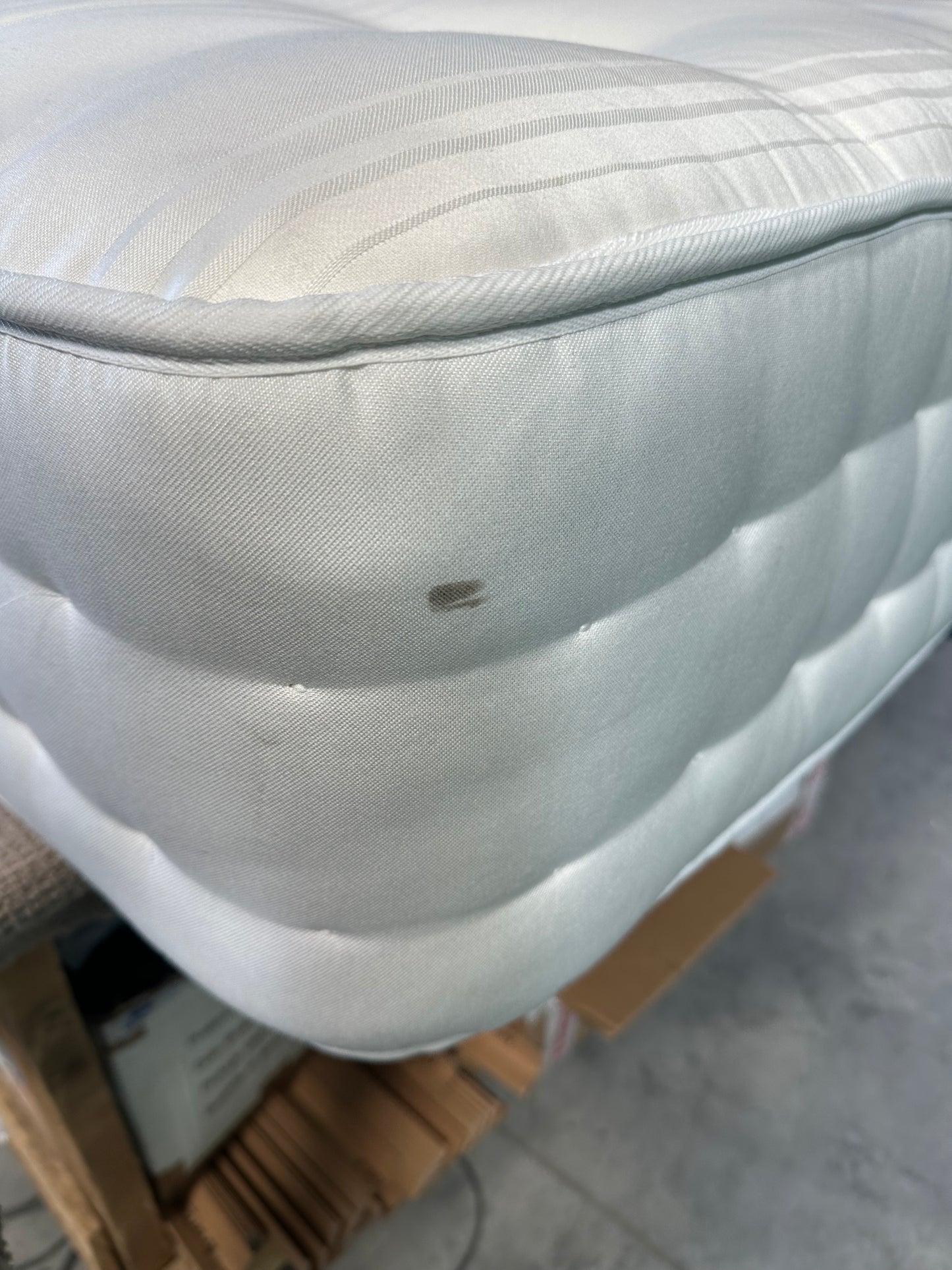 John Lewis Waitrose Wool NO. 3 Pocket Spring Mattress, Soft/Medium Tension, King Size