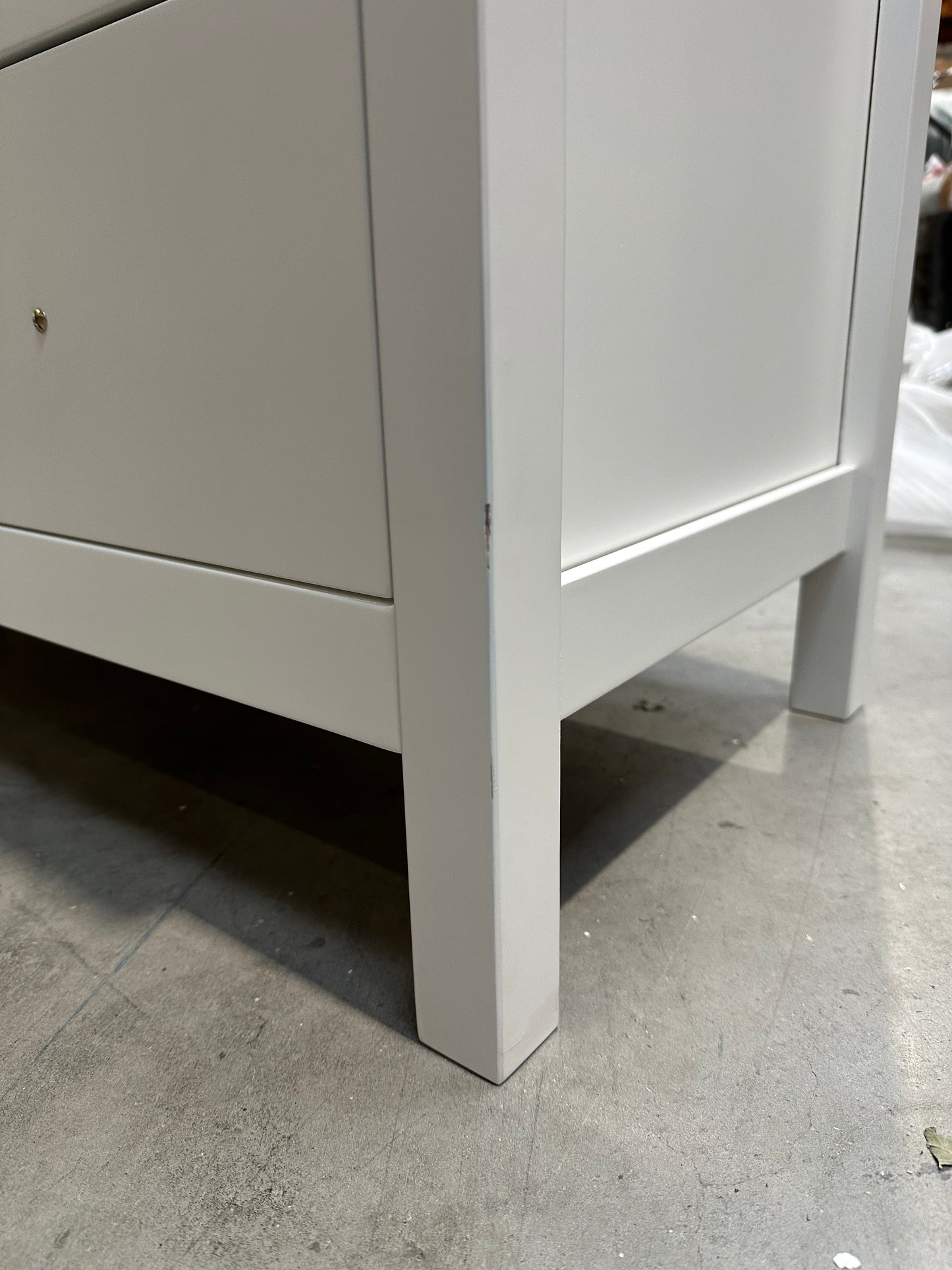 Wilton 3 drawer chest  W