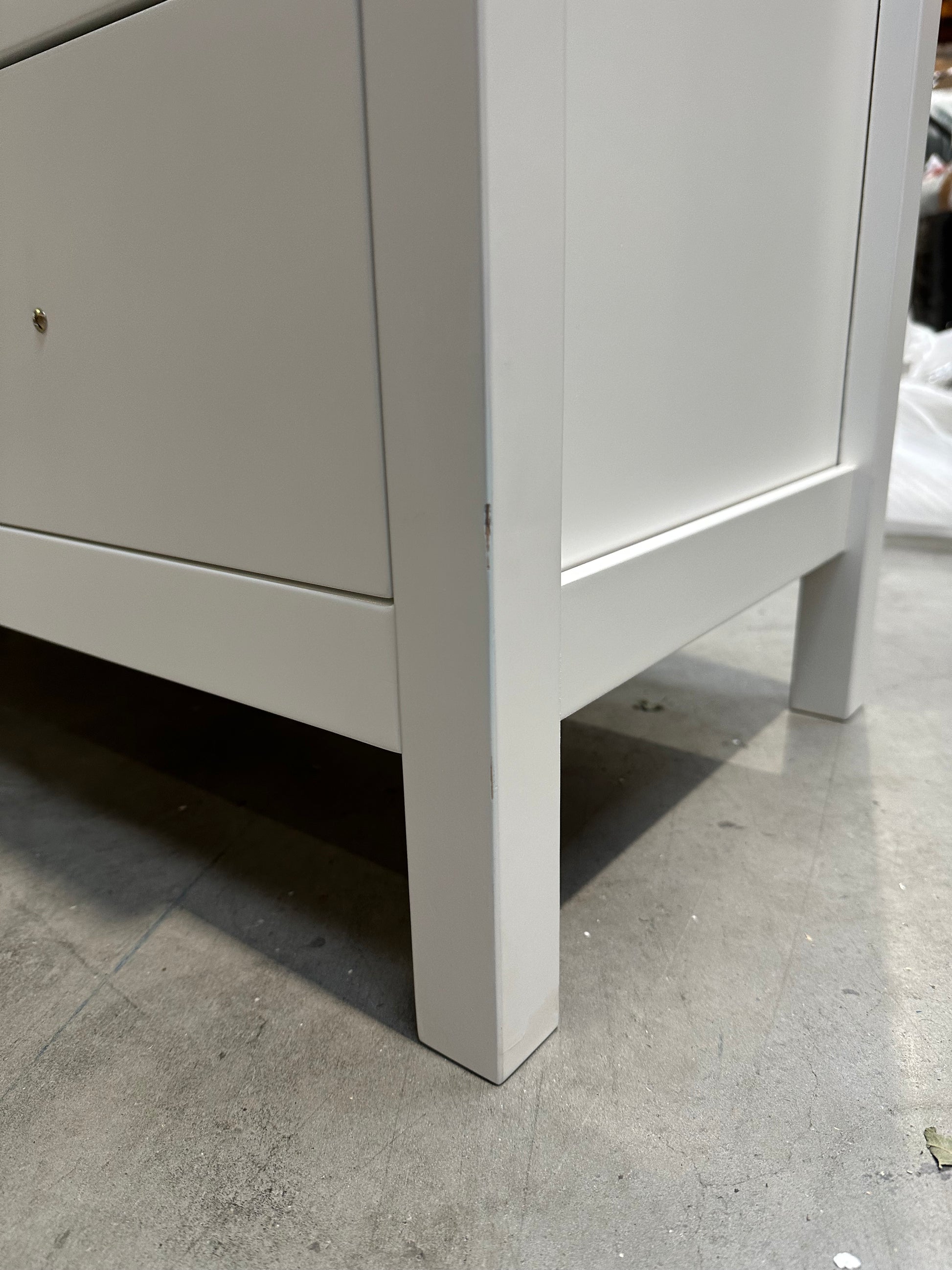 Wilton 3 drawer chest  W