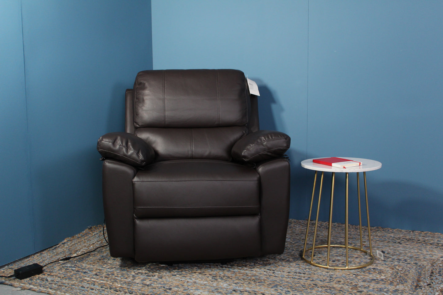 Argos Home Toby Faux Leather Rise & Recline Chair -Chocolate