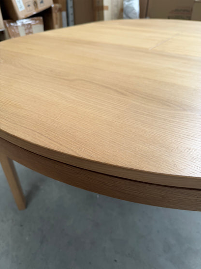 MIRA II RND TBLE EXT OAK