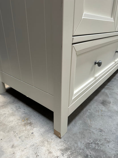 Julian Bowen Maine Triple Wardrobe with 2 Drawers Cream