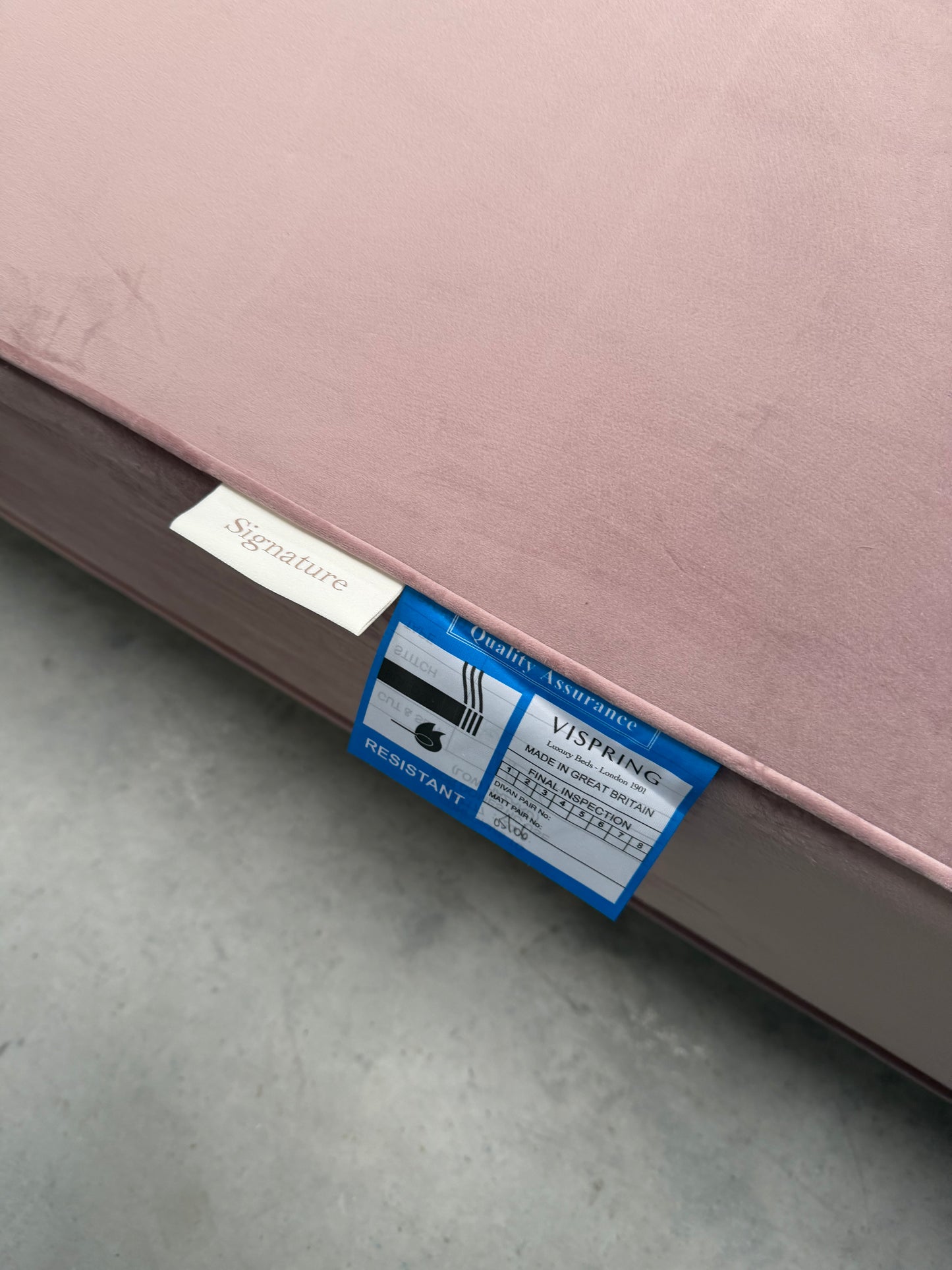 Vispring  Signature Divan Plush Velvet Coral Pink Two Drawers