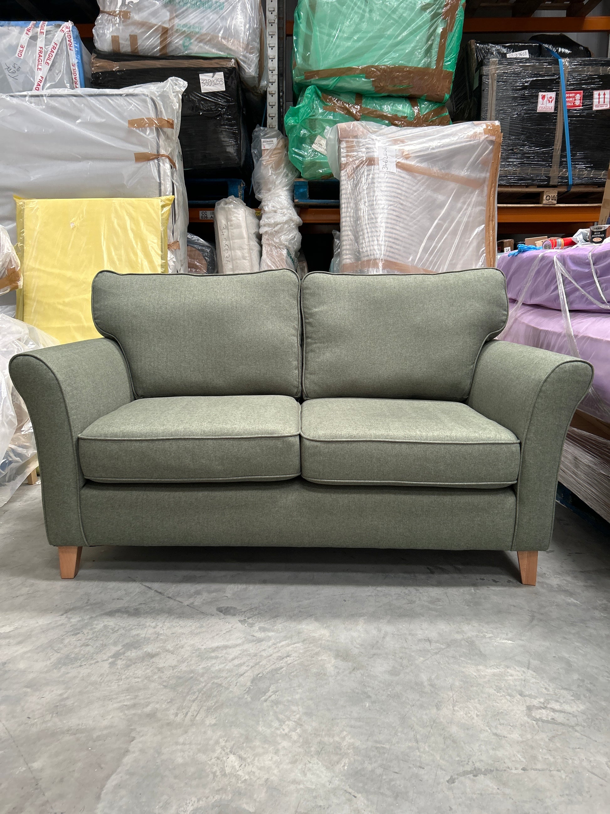 CHARLOTTE 2 MED SOFA