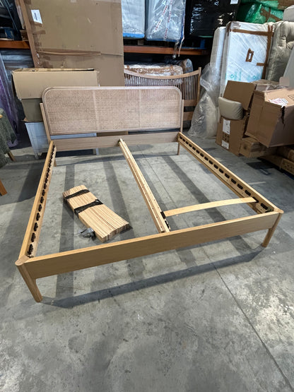 RATTAN BED 180CM OAK