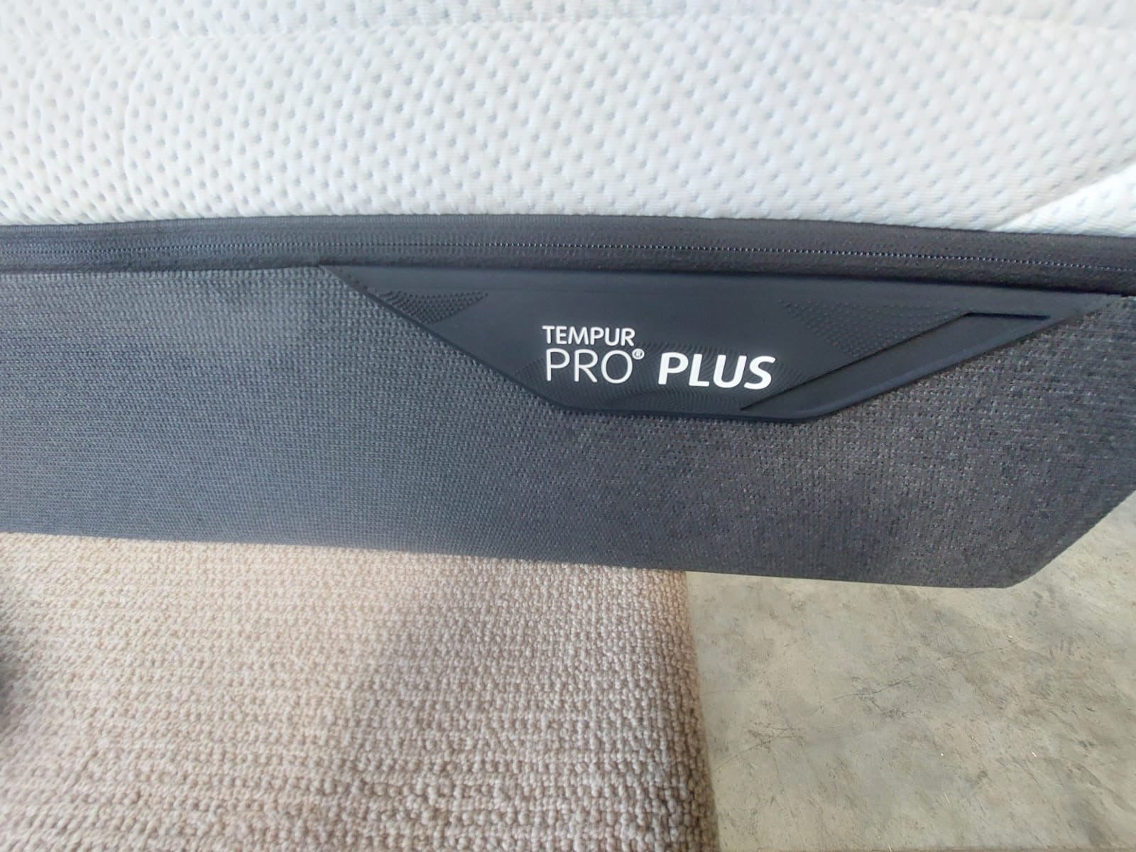 TEMPUR Pro® Plus CoolQuilt Memory Foam Mattress, Medium Tension, King Size