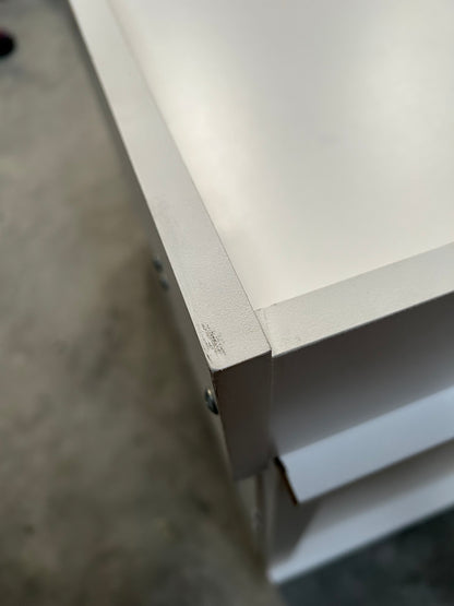 Little Seeds Monarch Hill Poppy 3 Drawer Changing Table, White