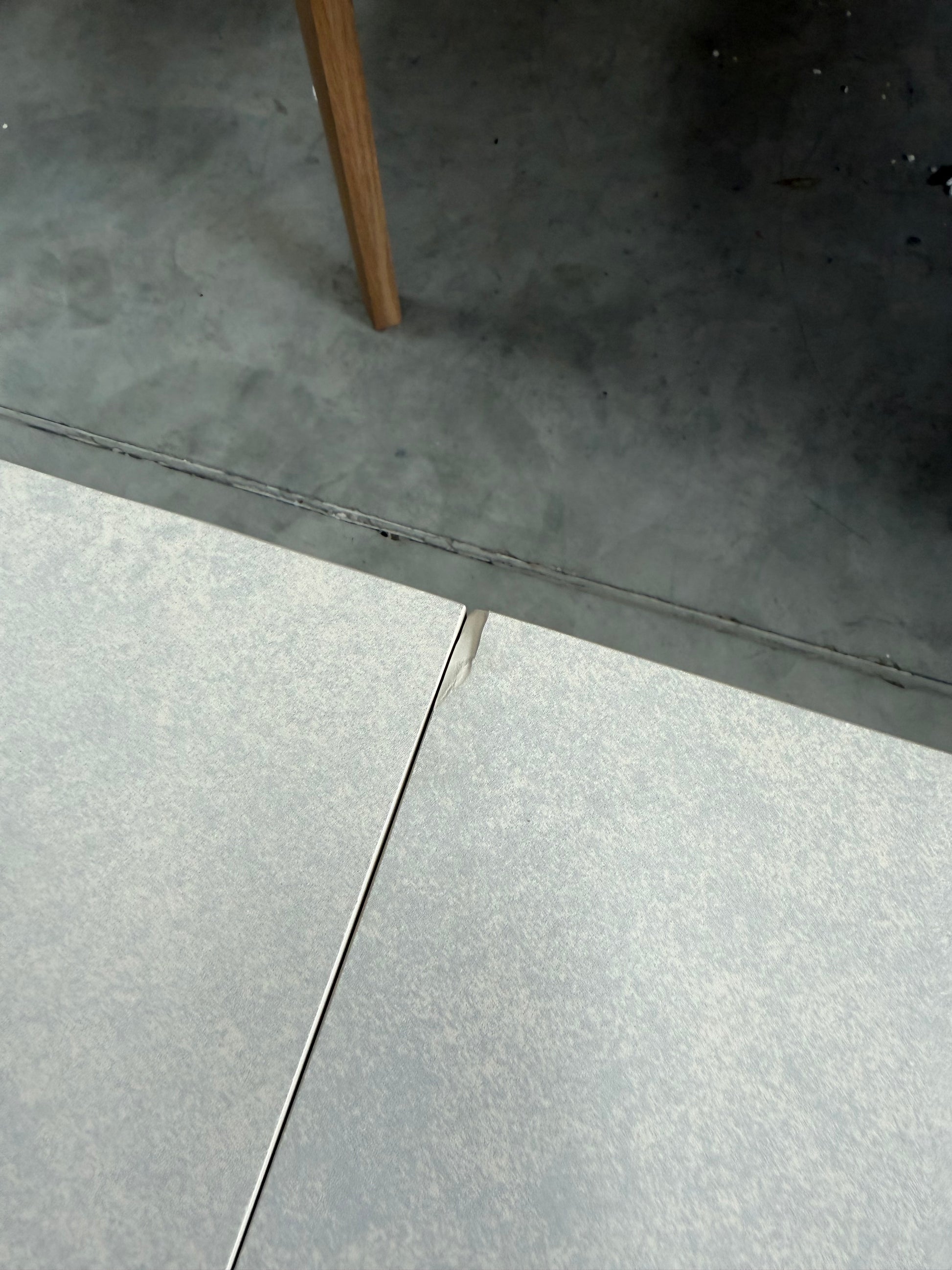 Mira ceramic dining tbl AS03